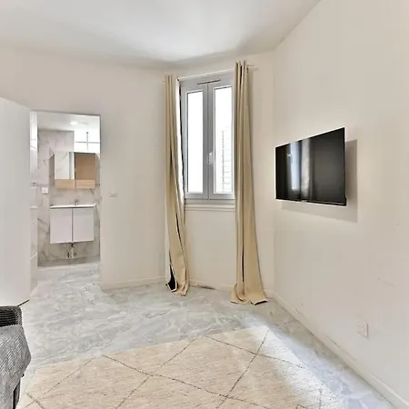 Apartment Spacieux Rez-de-chaussee Banlieue Paris Gagny