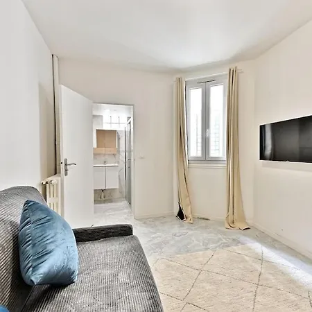 Spacieux Rez-de-chaussee Banlieue Paris Apartment Gagny